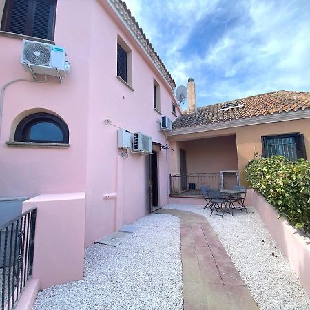 La Coccinella Al Mare Bed and Breakfast San Teodoro  Exteriör bild