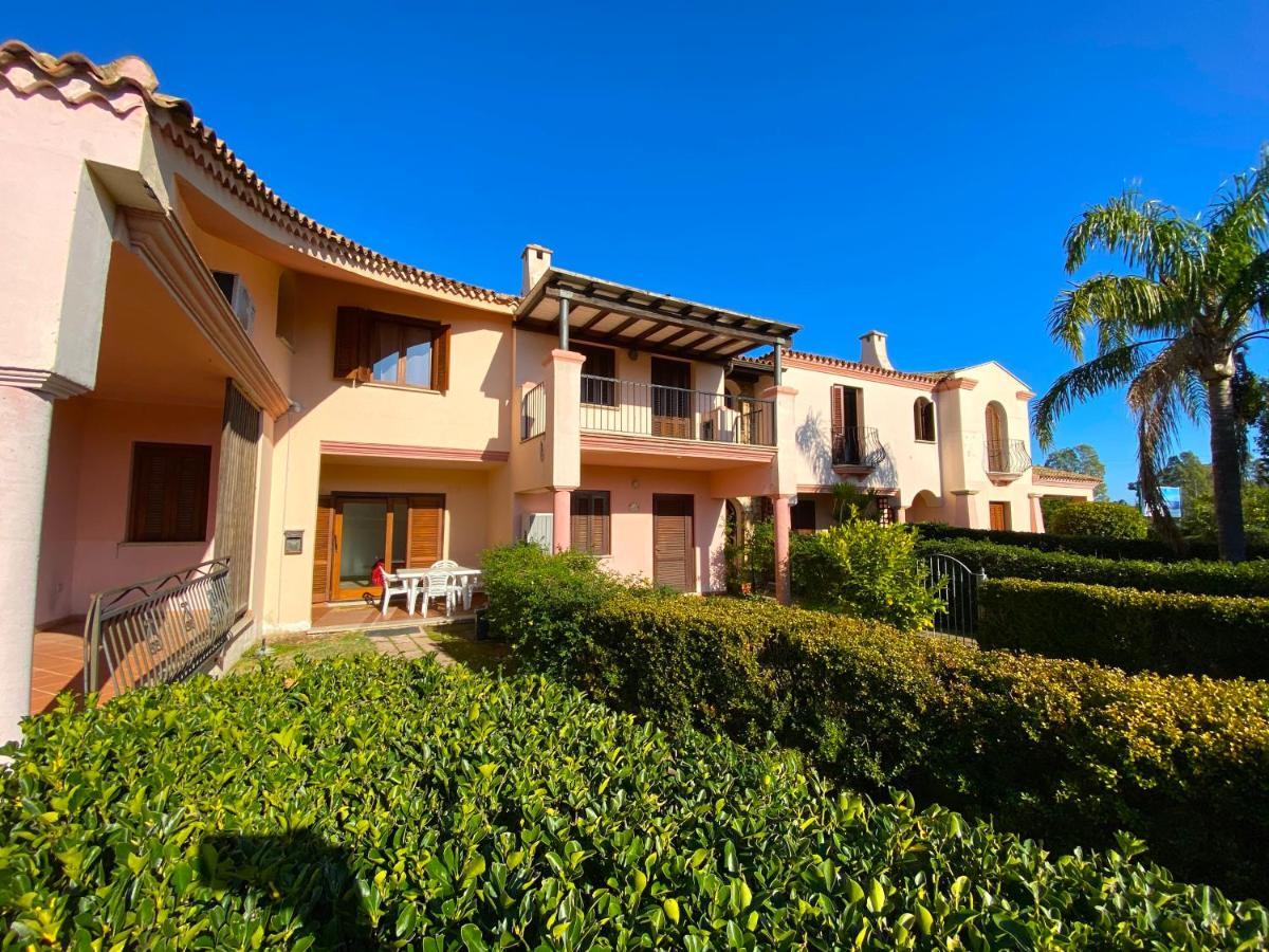 La Coccinella Al Mare Bed and Breakfast San Teodoro  Exteriör bild